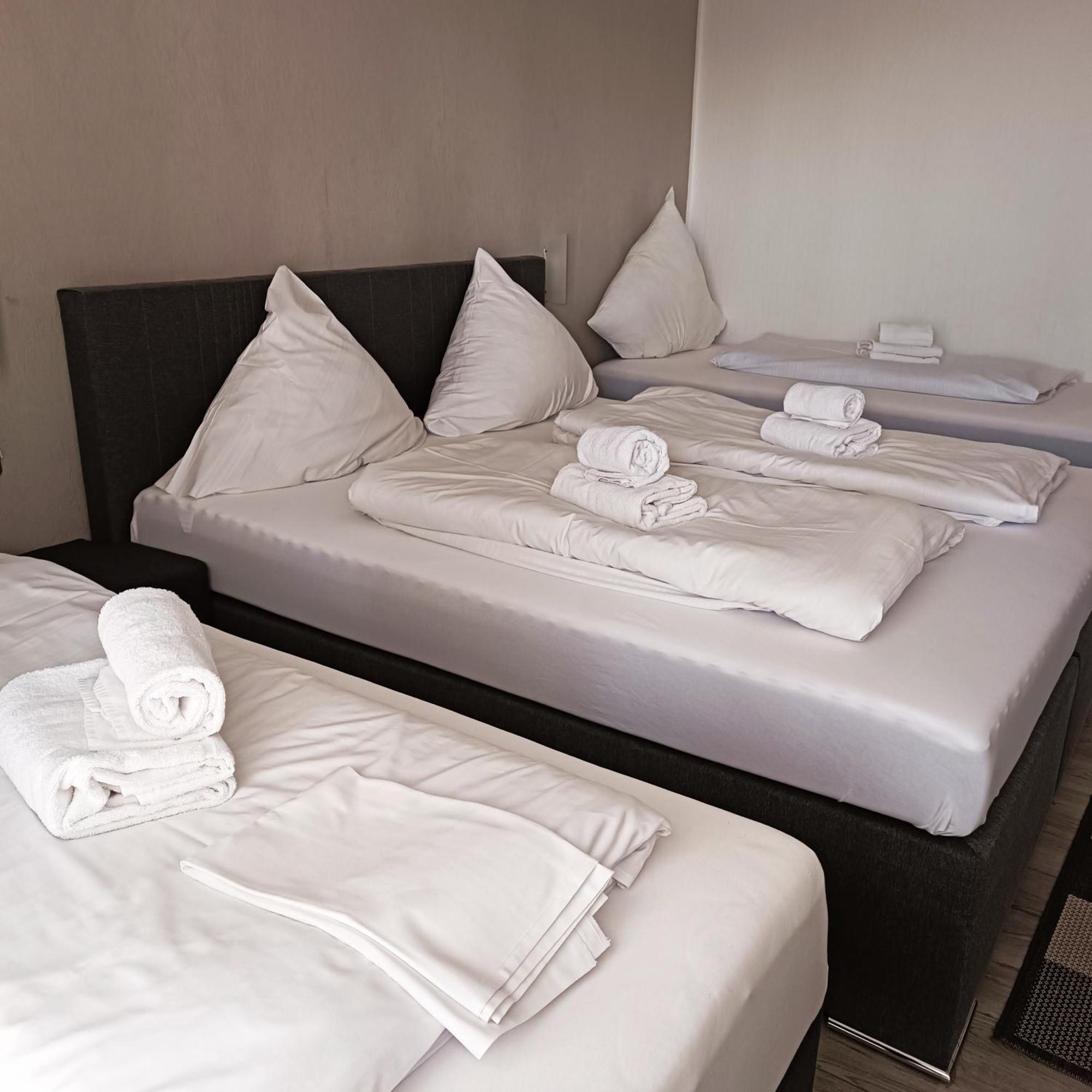 Hotel Hasselberg ไคเซอร์สเลาเทิร์น ภายนอก รูปภาพ