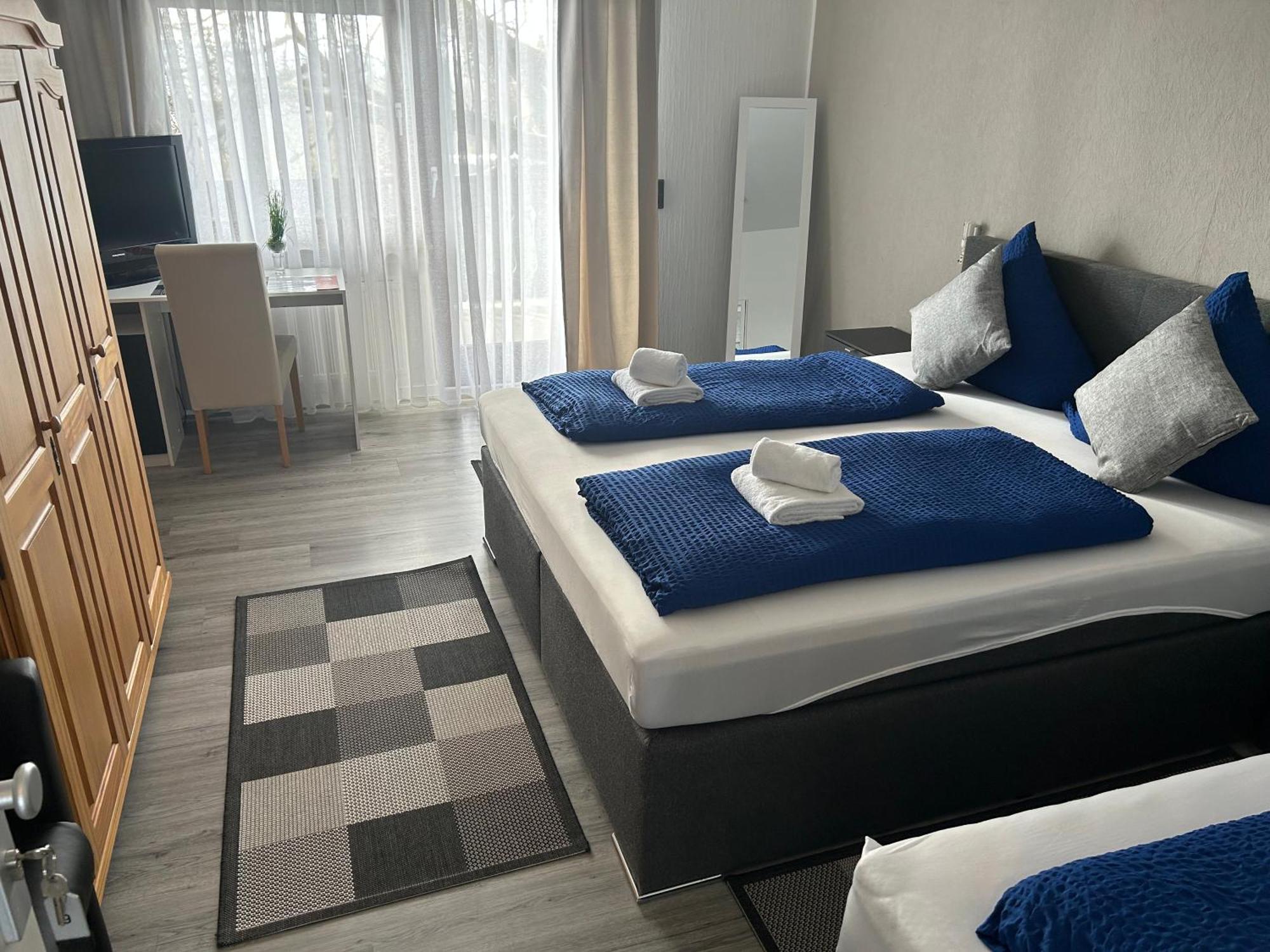 Hotel Hasselberg ไคเซอร์สเลาเทิร์น ภายนอก รูปภาพ