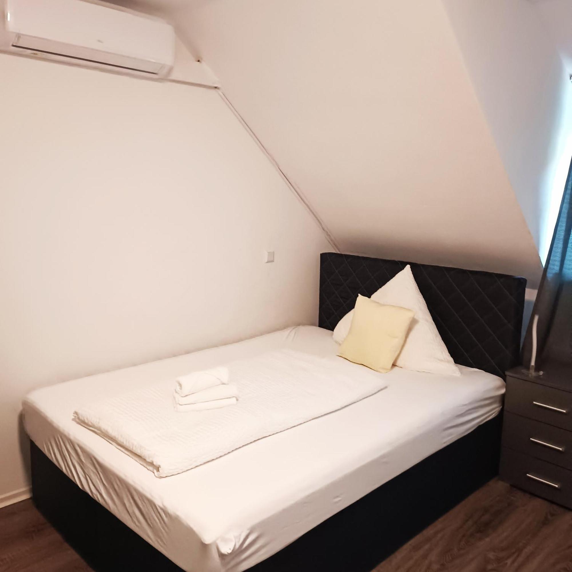 Hotel Hasselberg ไคเซอร์สเลาเทิร์น ภายนอก รูปภาพ