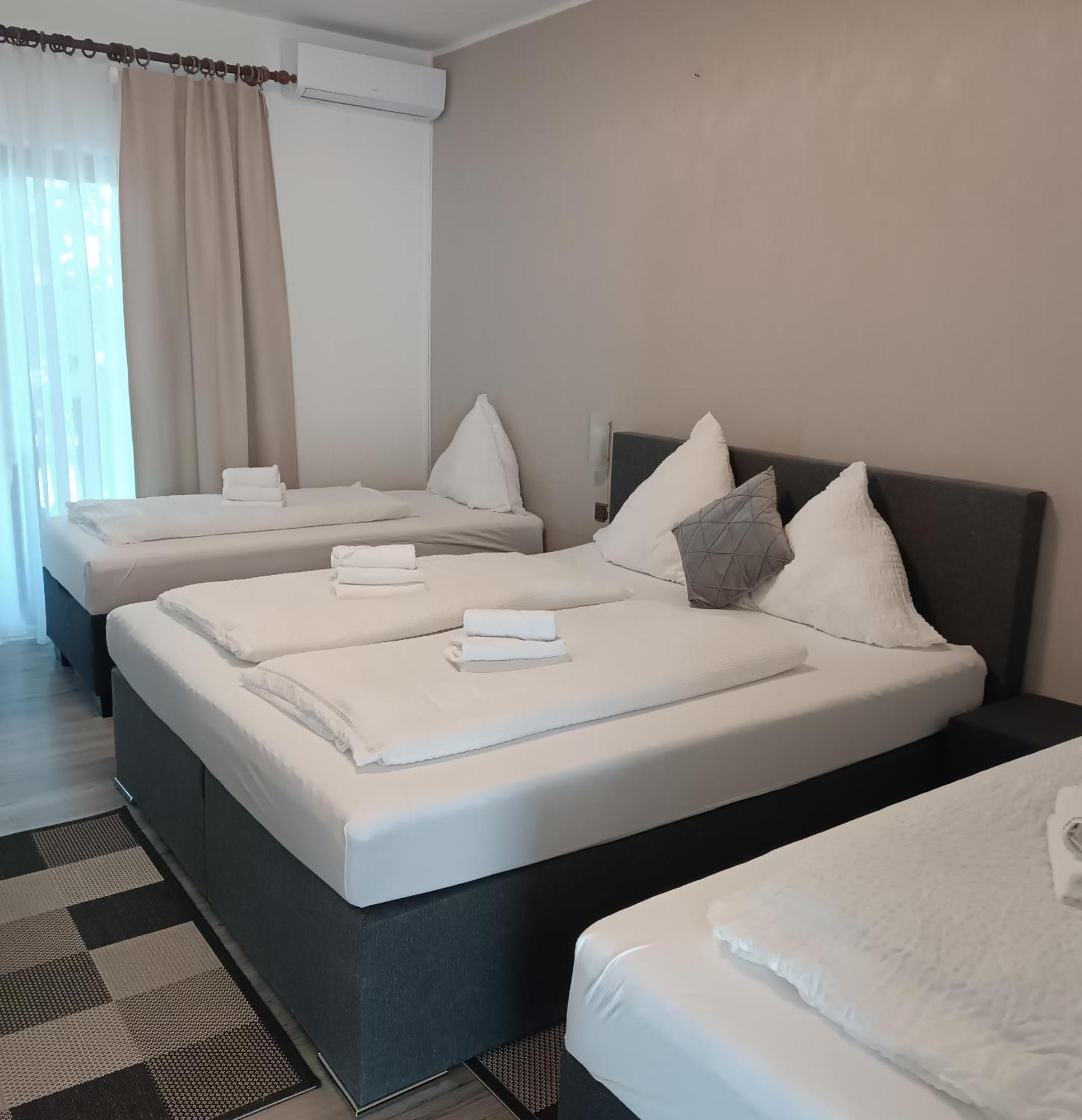 Hotel Hasselberg ไคเซอร์สเลาเทิร์น ภายนอก รูปภาพ