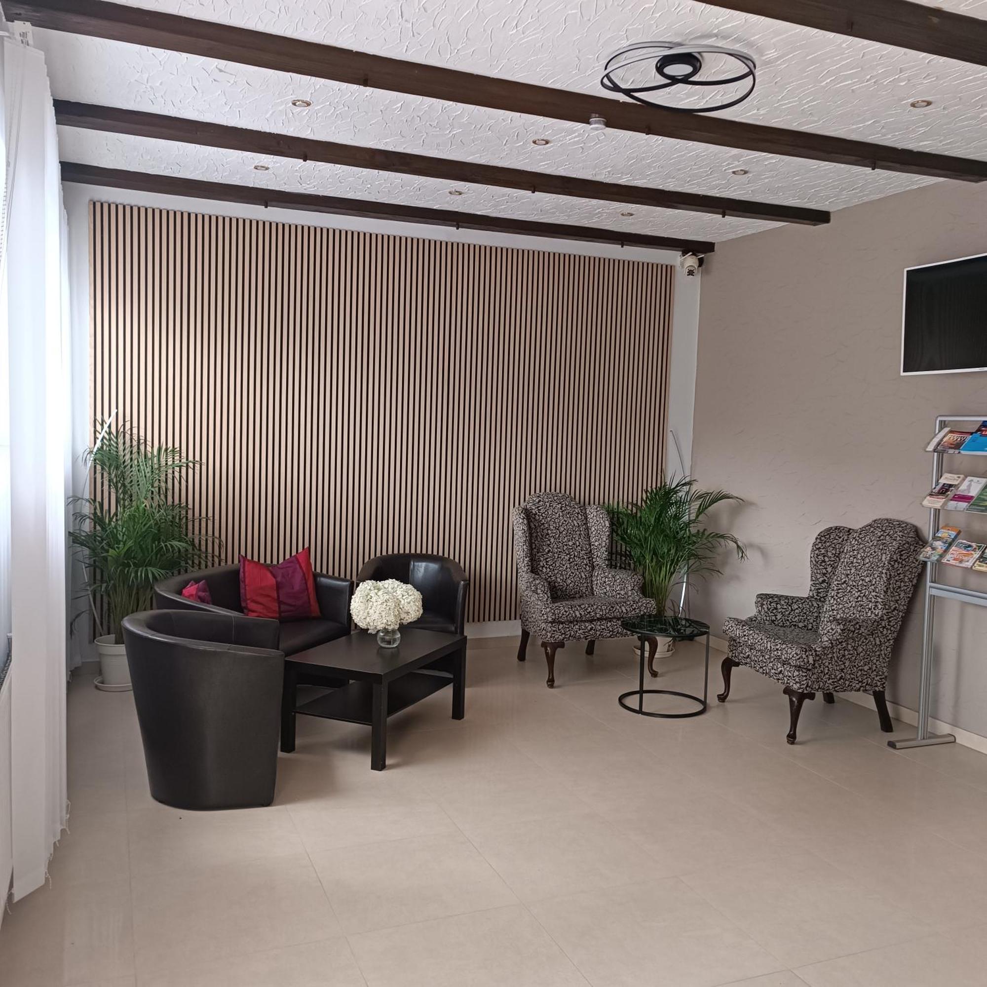 Hotel Hasselberg ไคเซอร์สเลาเทิร์น ภายนอก รูปภาพ